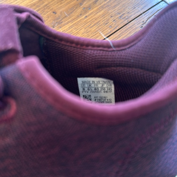 Adidas Athletic Shoe - Picture 5 of 8